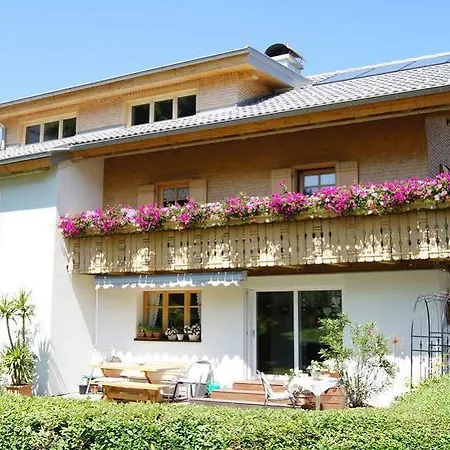 Haus Bergfriede Homestay *